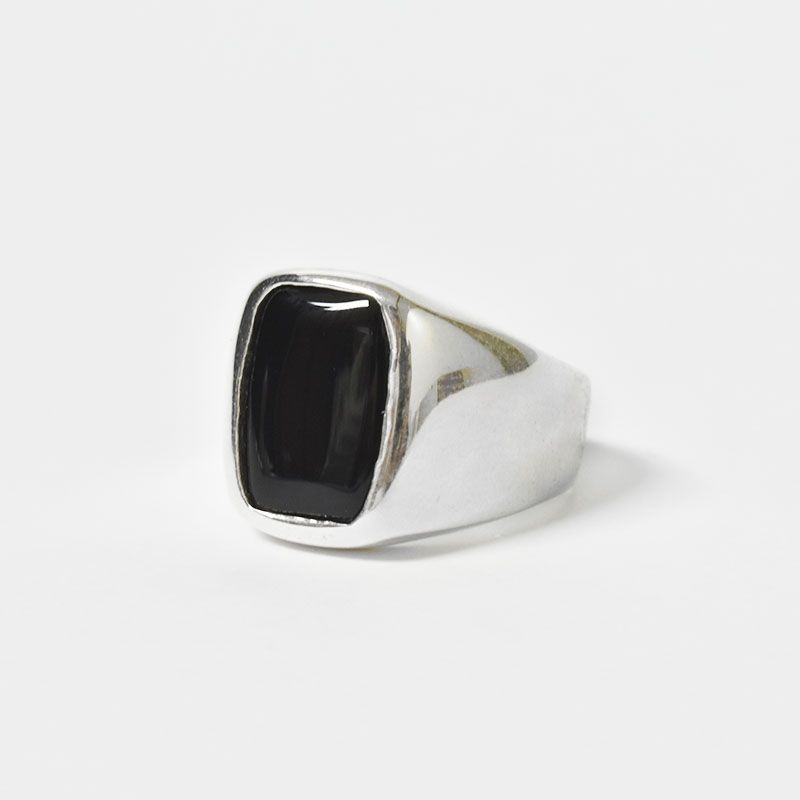 ROSETT - Anillo rectangular con piedra negra