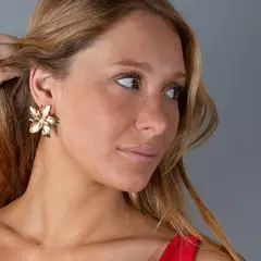 MARIA PASKARO - Aros Lirio Dorado María Paskaro - Dorado