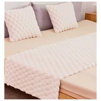 Set Piecera Piel Sintética 190x70 y 2 Fundas Cojín 45x45 Blanco