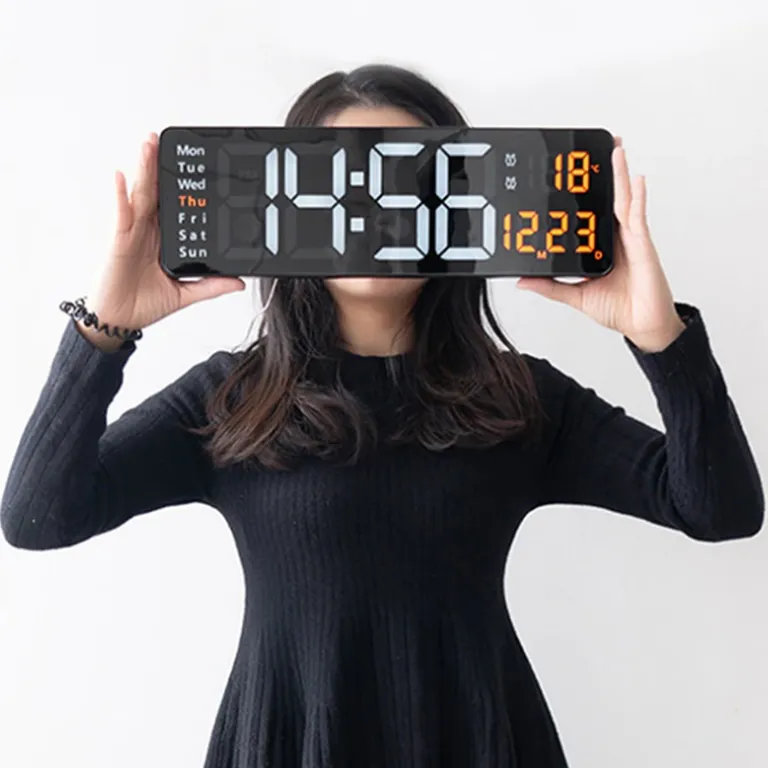 reloj-digital-pared-cron-metro-fecha-temperatura-con-control-sodimac