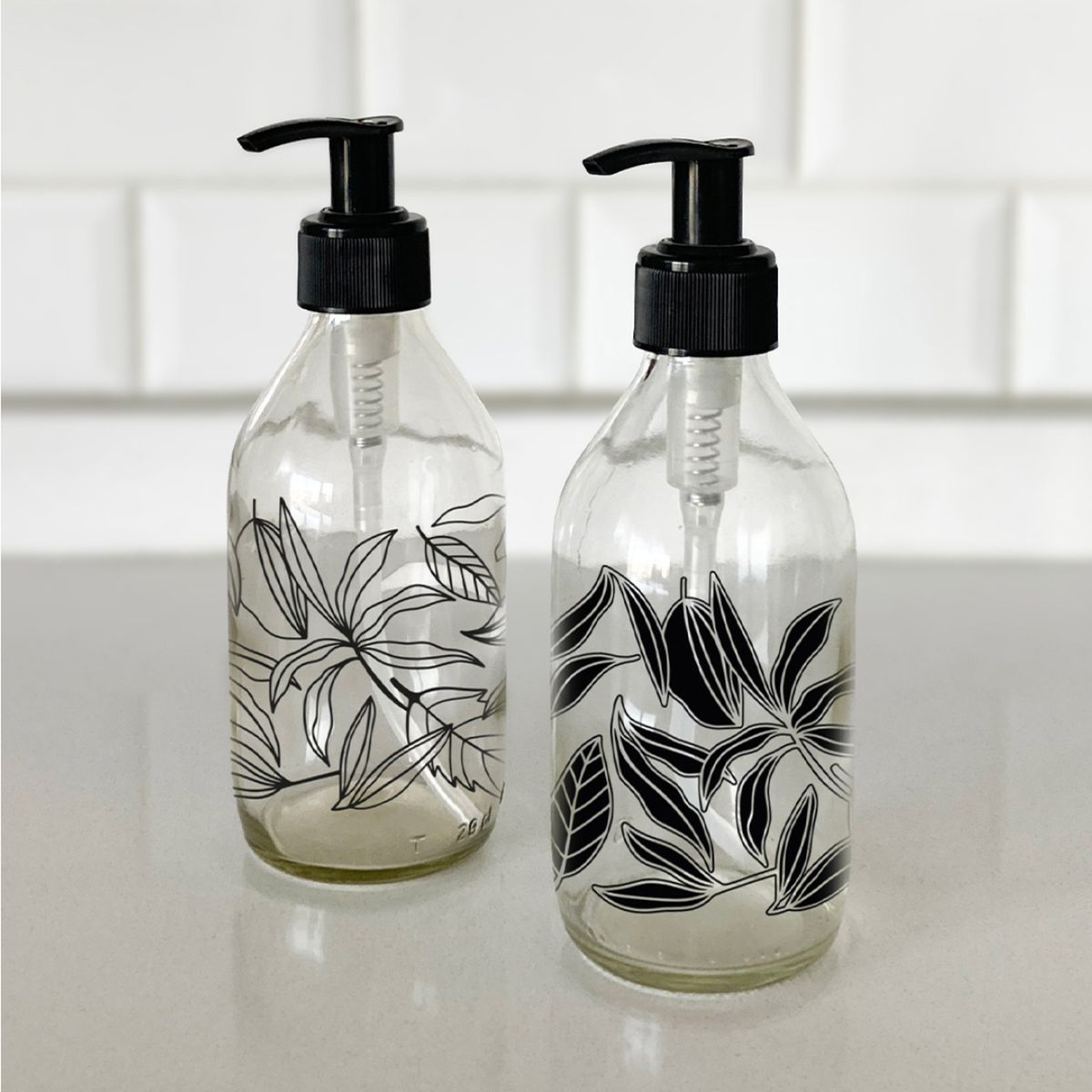 GREEN GLASS - Dispensadores diseño Florales multiuso color Transparentes (2 Unidades) - 296 ml
