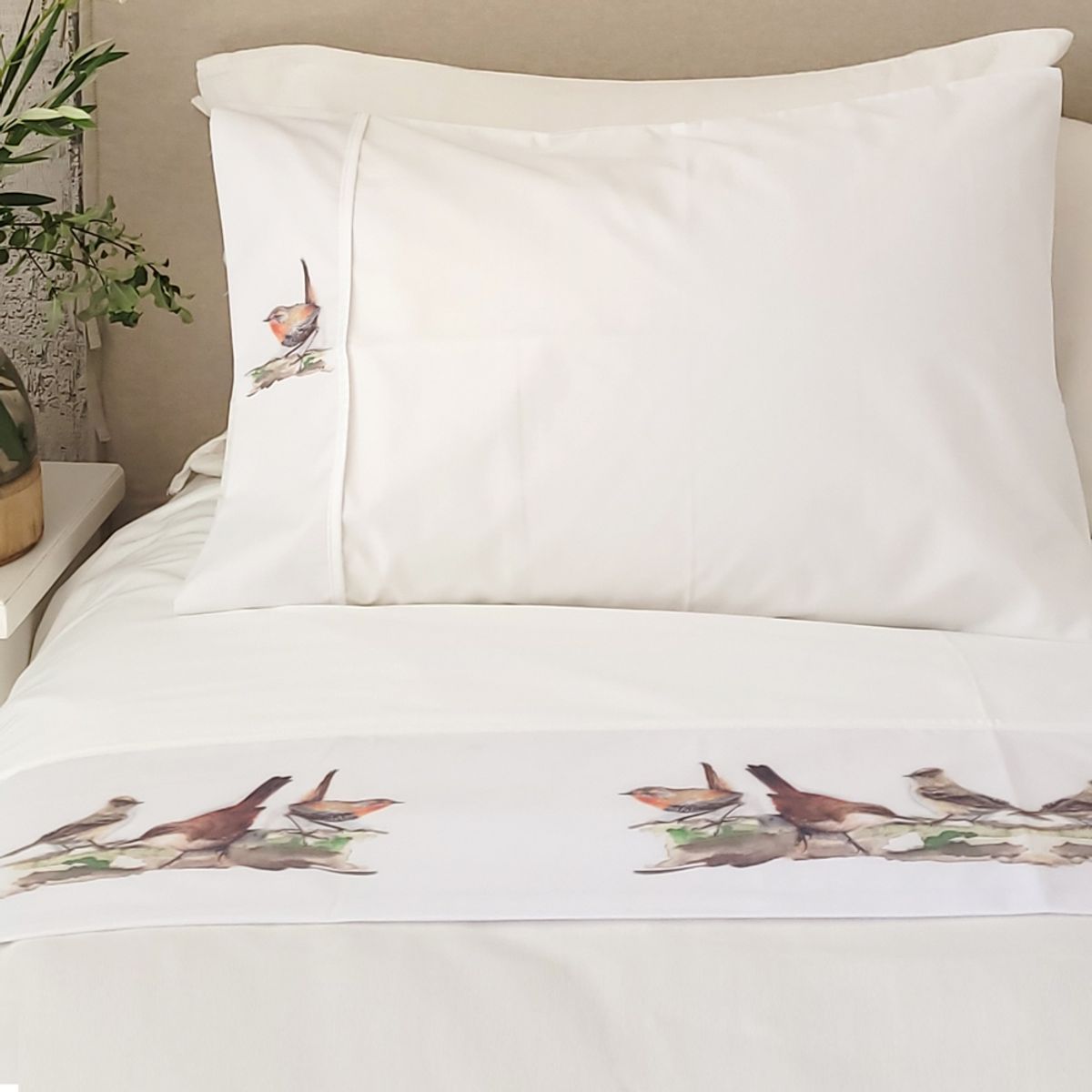 MARGARITA SCHEEL BY CASA ALVARINHO - Juego de Sábanas Pájaros Chilenos 1,5 Plazas