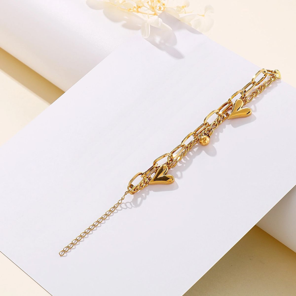 GENERICO - Pulsera Acero Corazones Bañada en Oro 18K - Amore Gold