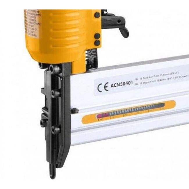 GENERICO - Engrapadora-clavadora cap.carga 100 pz ga18 ingco