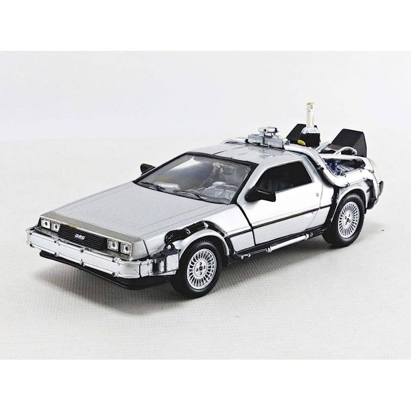 WELLY - WELLY 22441 1-24 DELOREAN TIME MACHINE BACK TO THE FUTURE II
