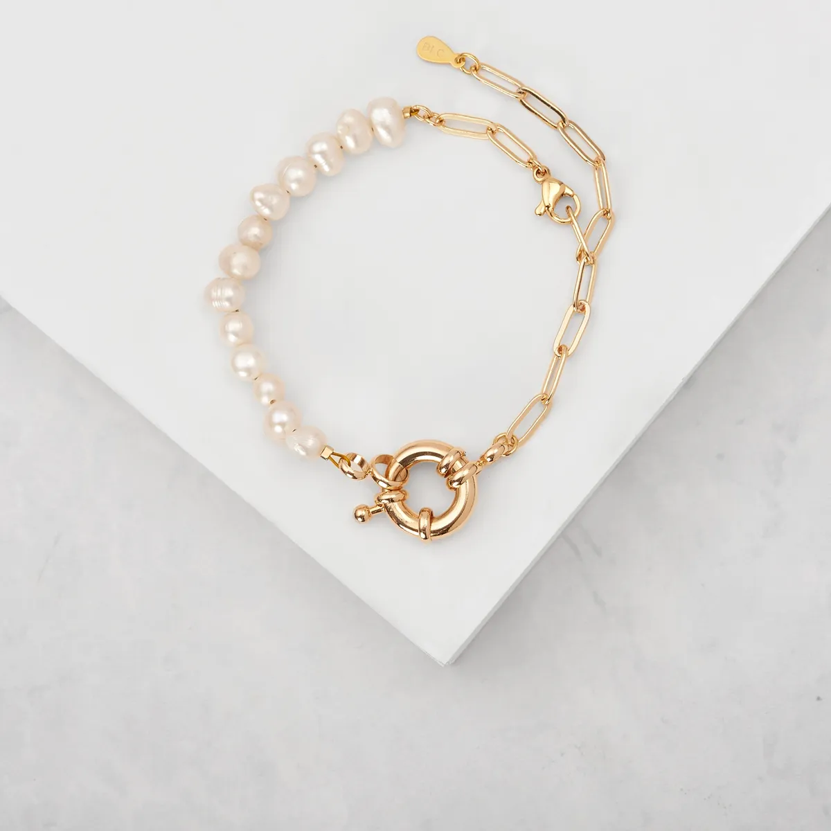 BY LAS CAYETANAS - Pulsera BI PERLAS bañada en Oro18k