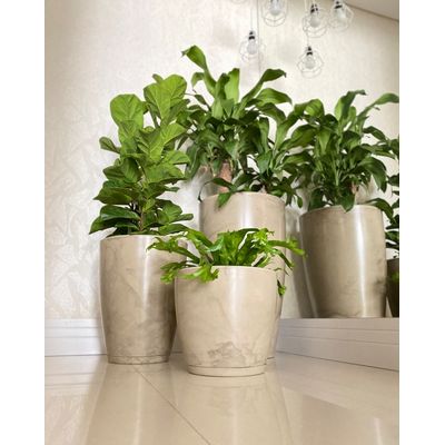 Imagen 2 del producto MACETERO BEIGE EFECTO MARMOL AMSTERDAM 28CM ALTO CON PLATO