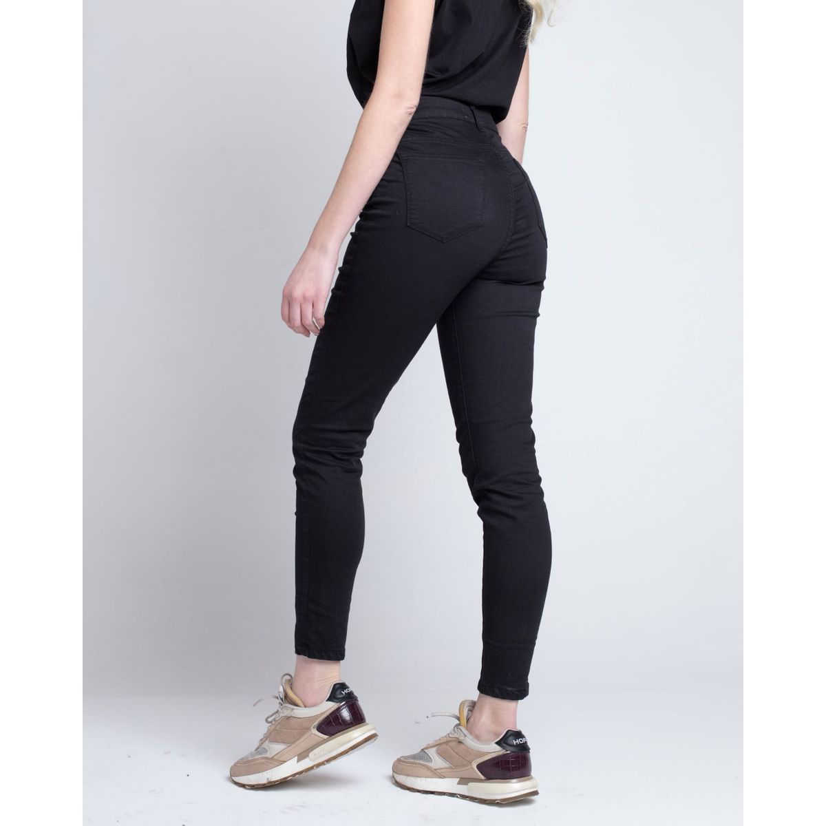 MOMCHIC - Jeans Super skinny basico negro