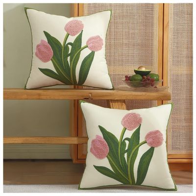 Imagen 2 del producto Set X 2 Fundas para Cojín Bordado Tulipán Rosa 45x45 cm