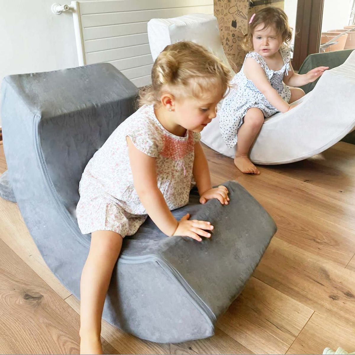 BLOKIDS - Sillón Balancín Arcoíris Arkid De Espuma Para Niños Petra-