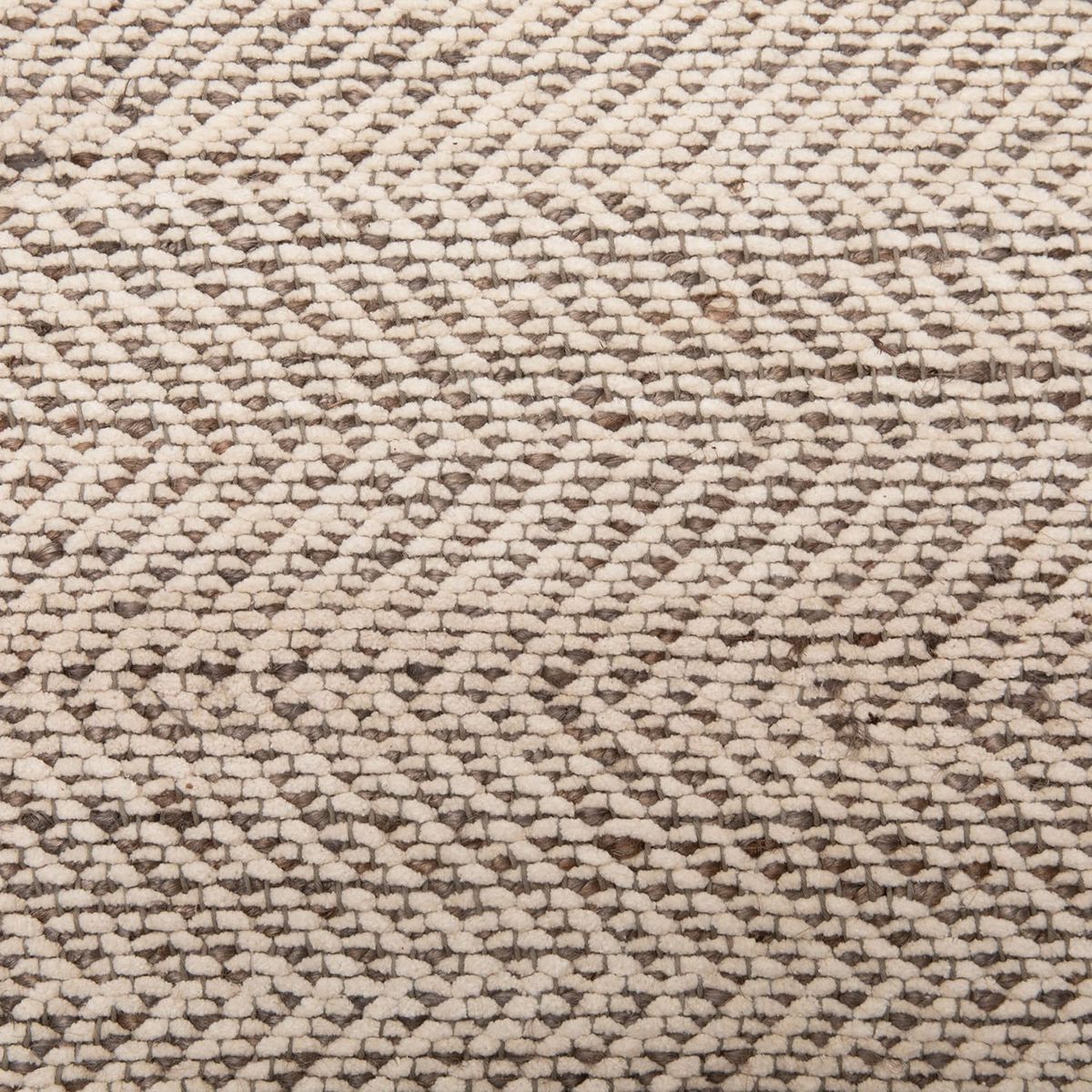 FORM DESIGN - Bajada de Cama Algodón/Cañamo Chebbi Crudo Form Design