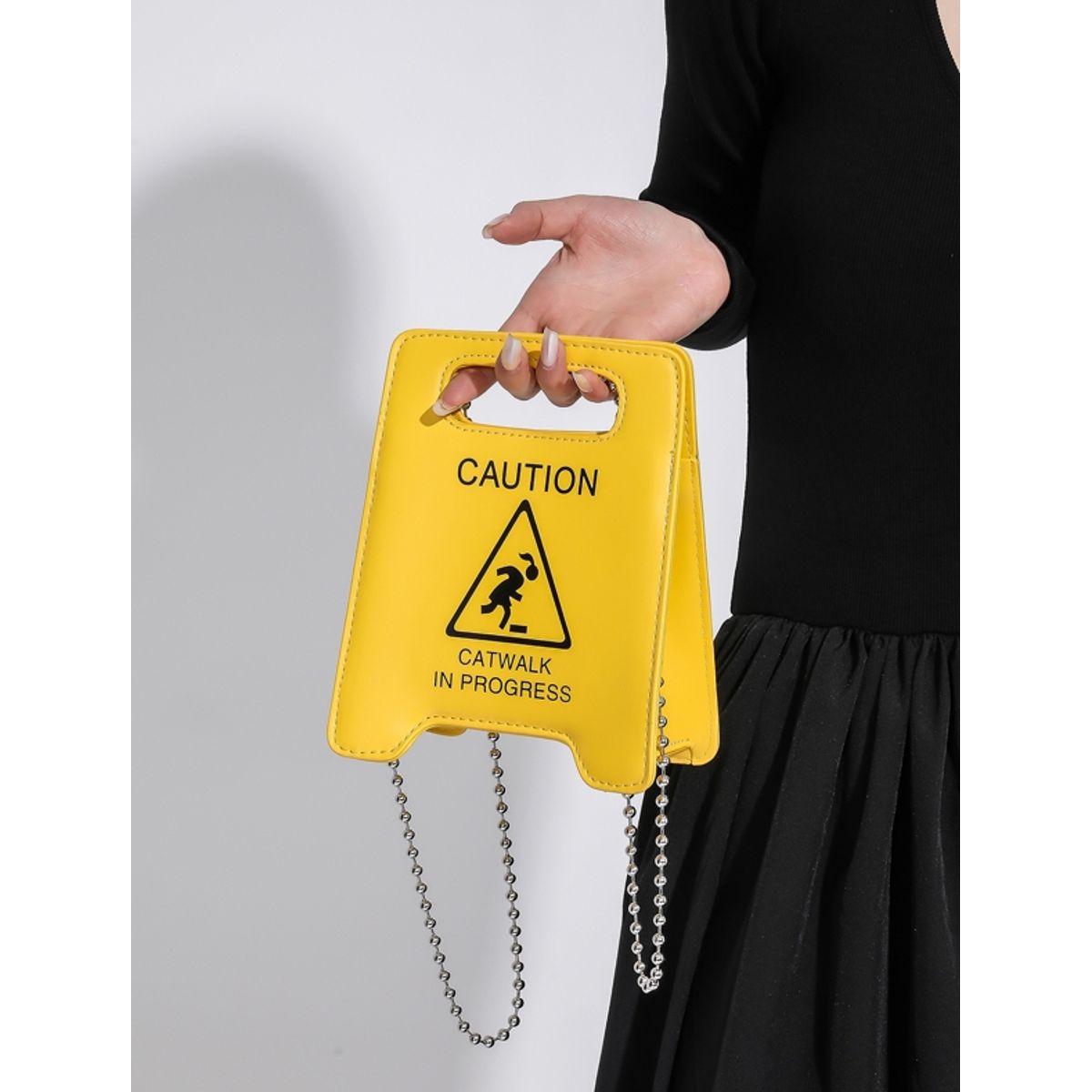 GENERICO - Cartera Con Diseño de Señal de Advertencia