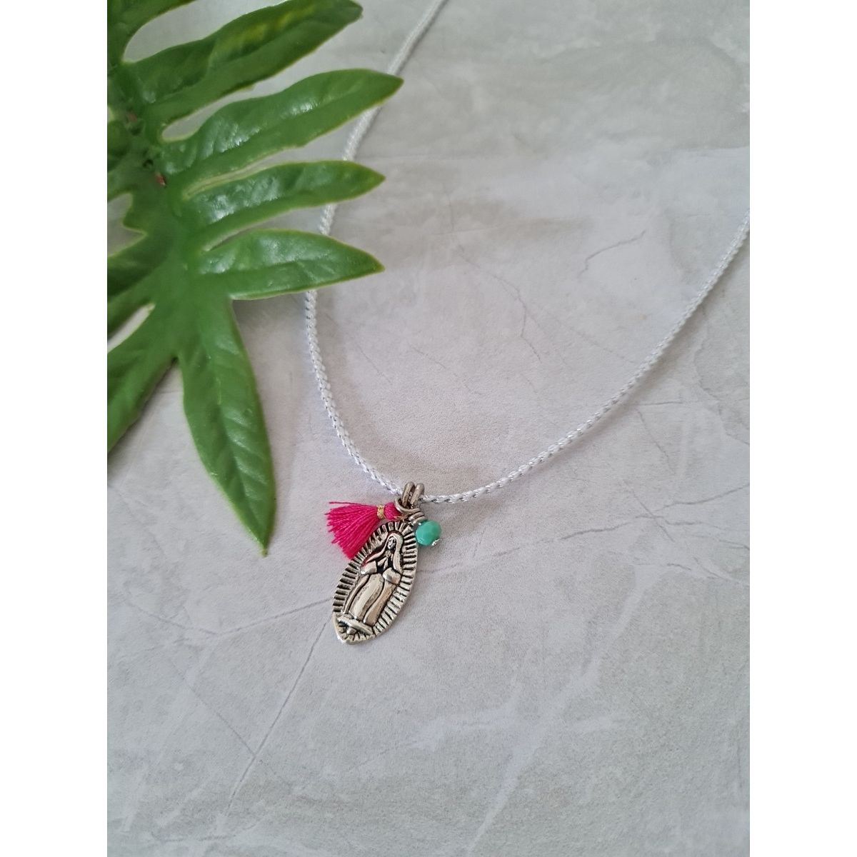 LOCA DEBILIDAD - Collar Consuelo Fucsia