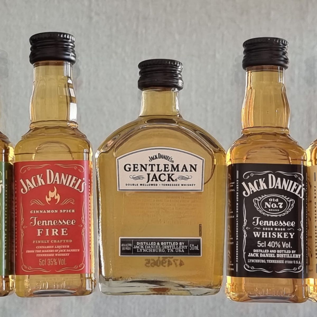 JACK DANIELS - 5 Miniaturas Whisky Jack Daniels 50 ml sueltas Sin caja!