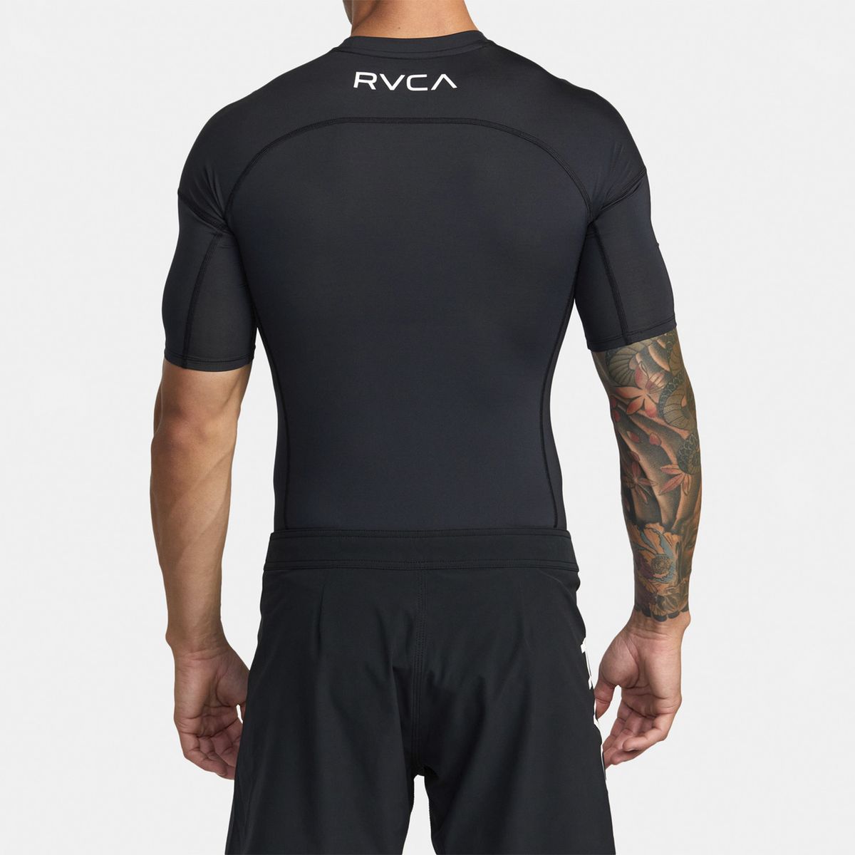 RVCA - Polera Hombre Sport Rashguard M Sf Negro RVCA