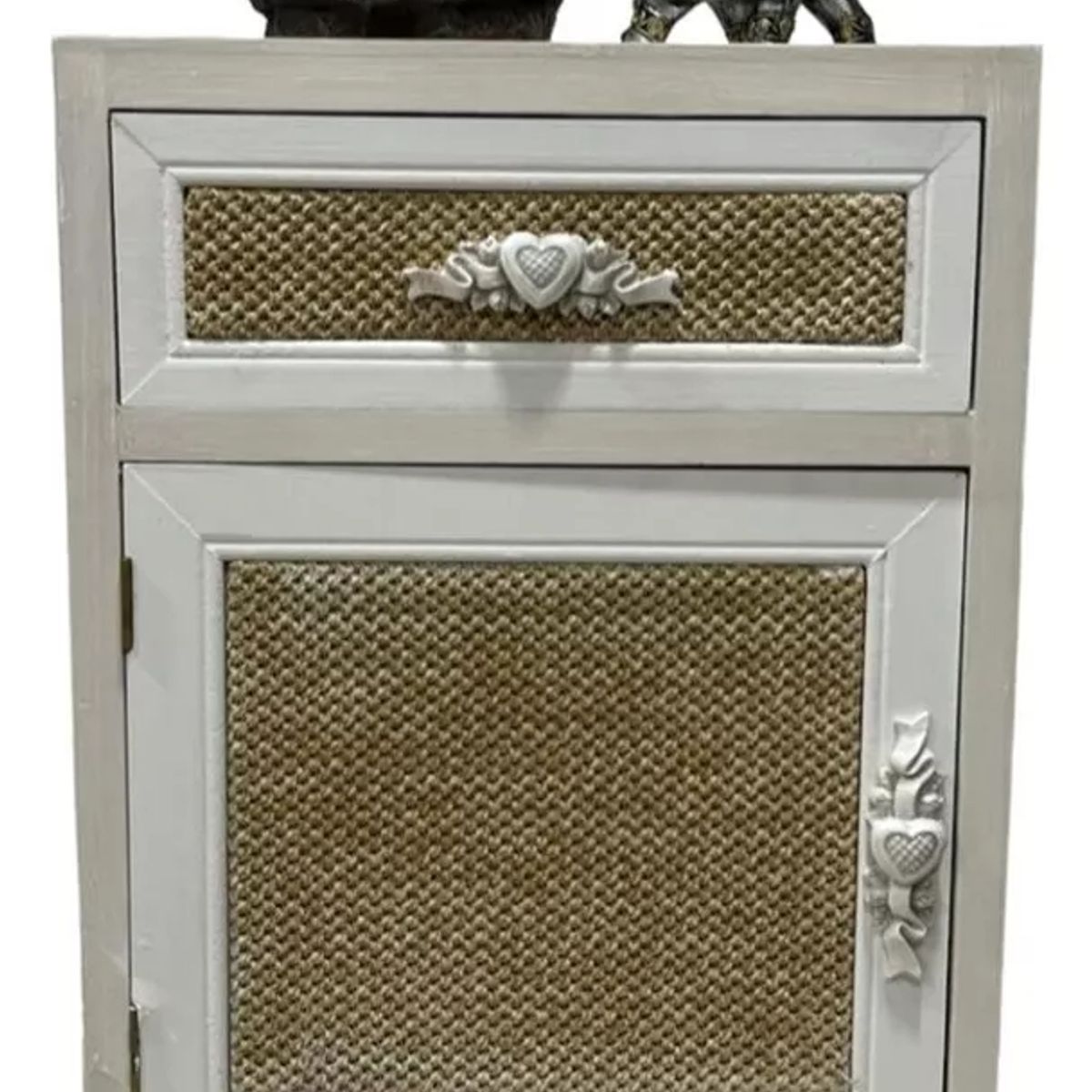 GENERICO - Velador Estilo Provenzal Con Textura - S0331H