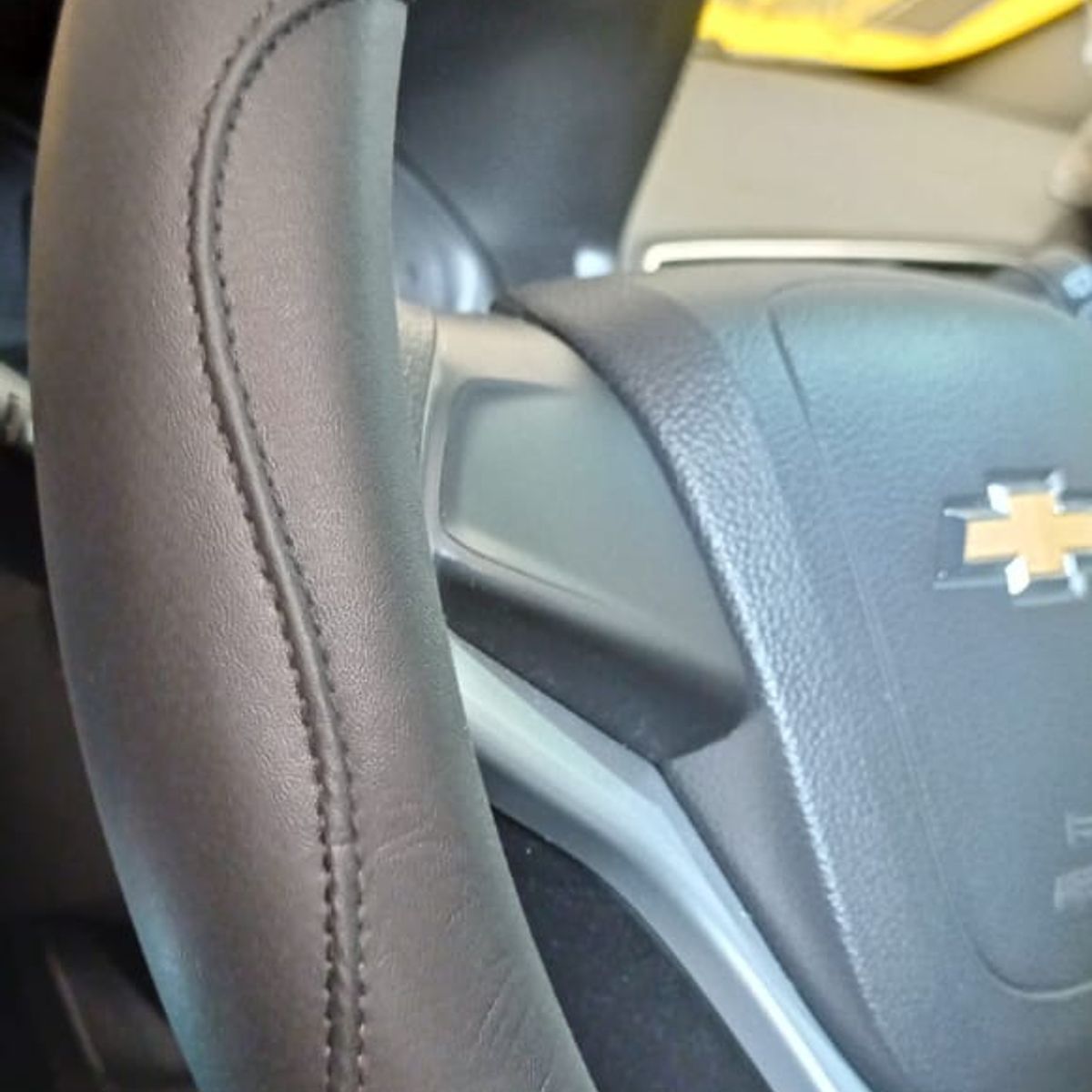 GENERICO - Forro cubre volante autos eco cuero alta calidad NEGRO