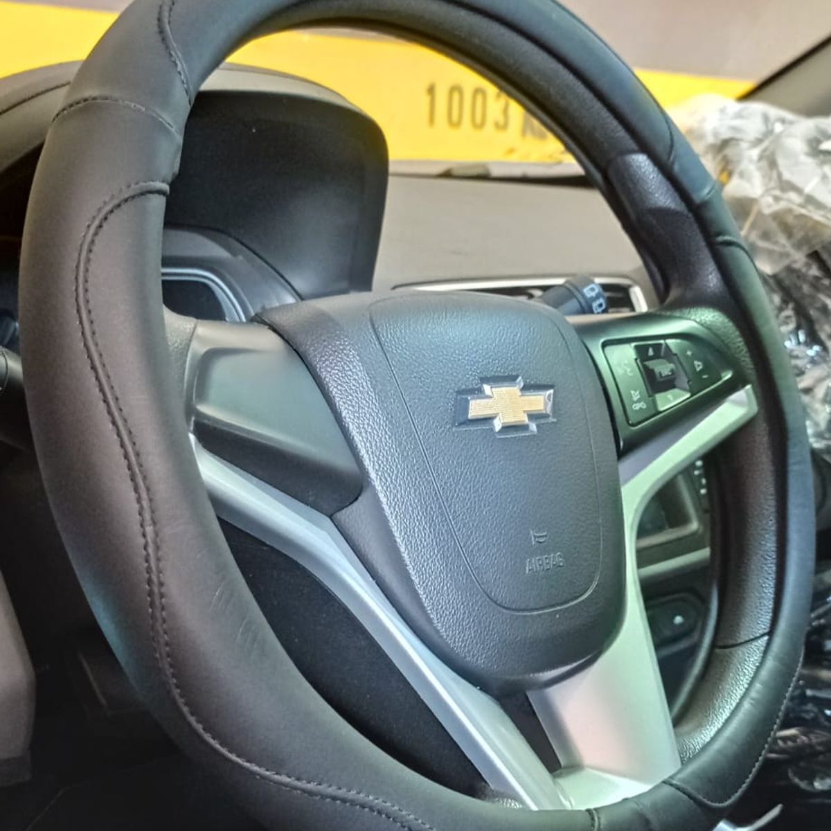 GENERICO - Forro cubre volante autos eco cuero alta calidad NEGRO