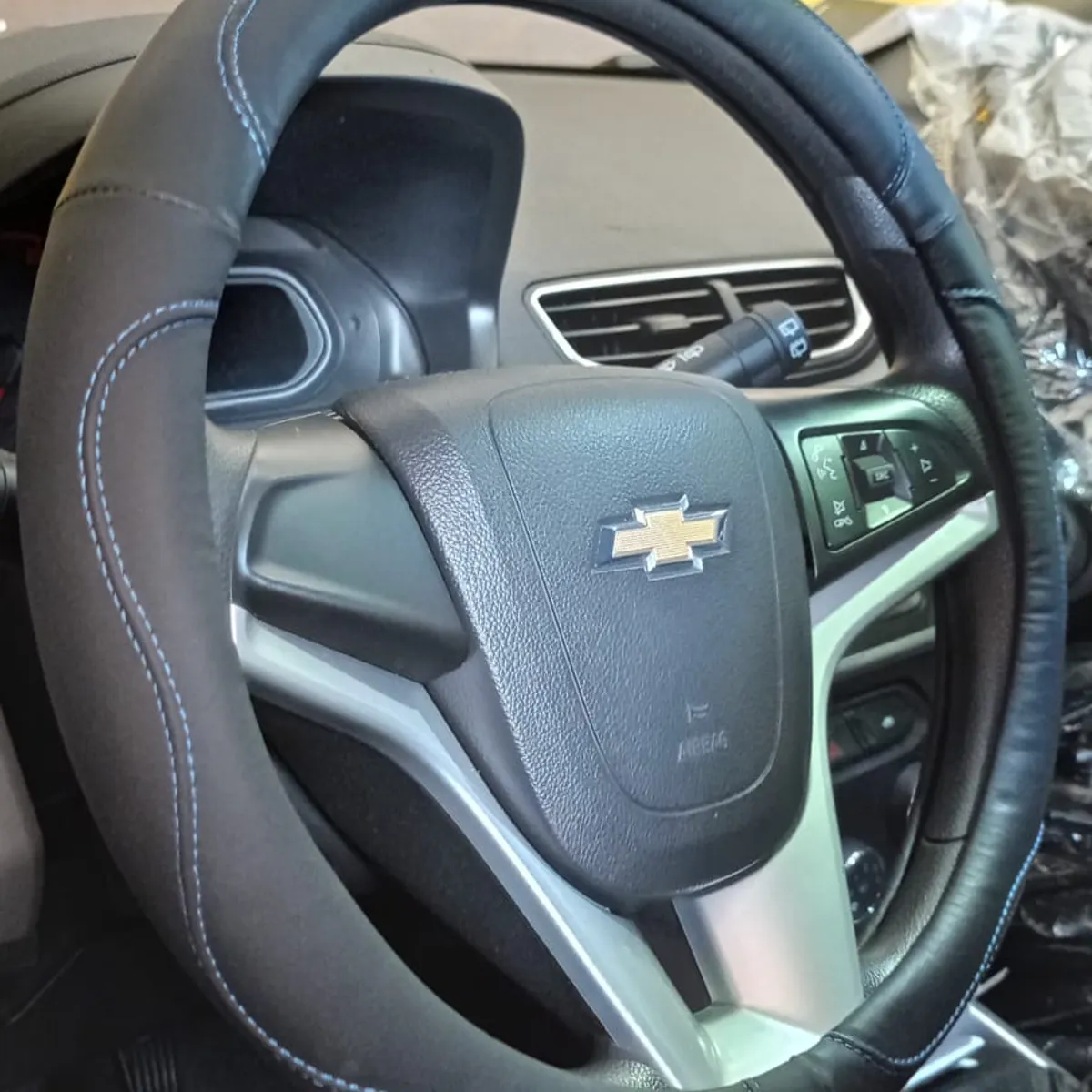 GENERICO - Forro cubre volante autos eco cuero alta calidad NEGRO