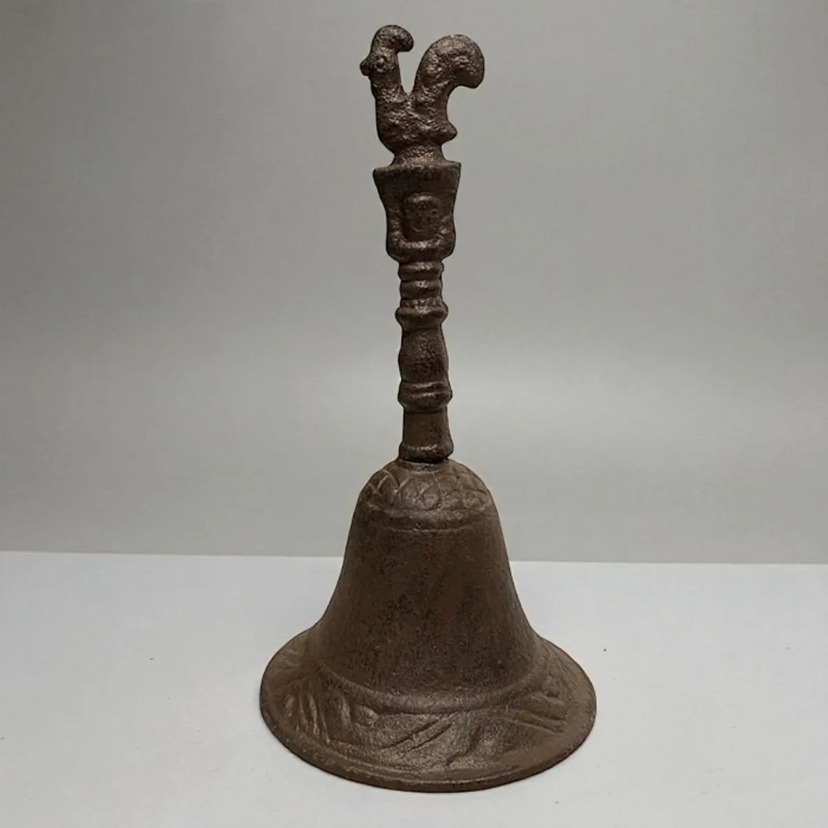 BRIC - Campana de mesa hierro