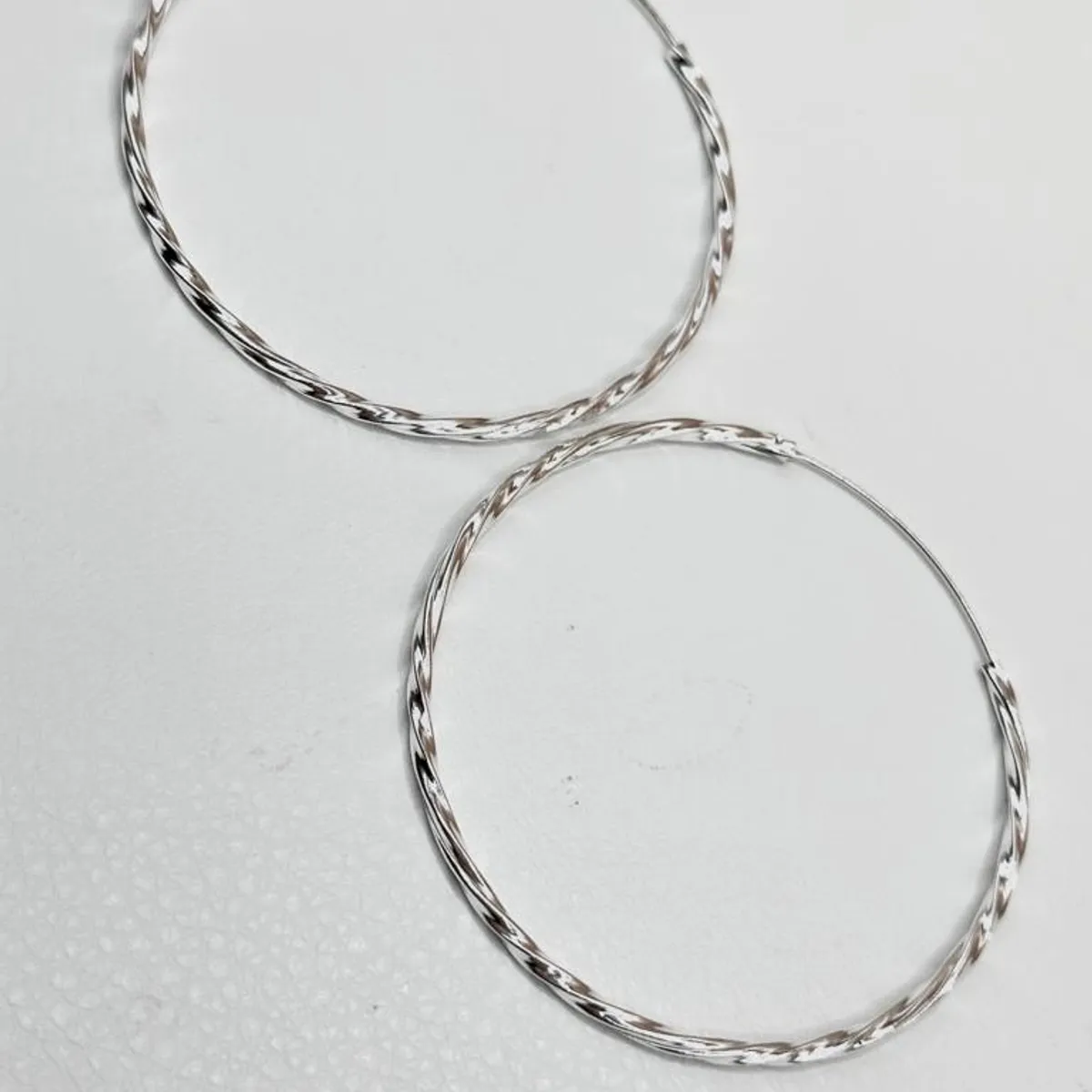 GENERICO - Aro Argolla Grande Entorchada 55 Mm Plata Ley 925 Mas Caja