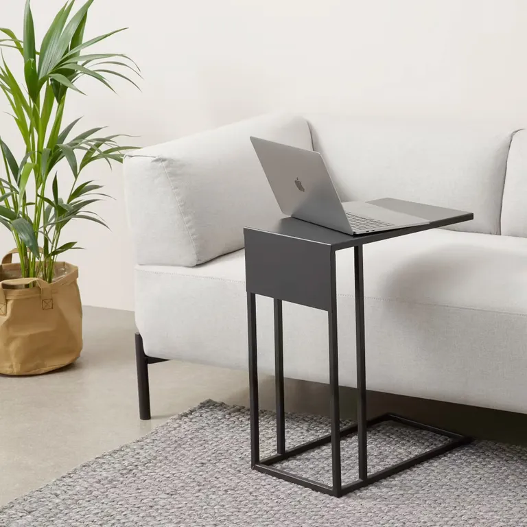 Mesa Lateral Metalica Negra Ervik 49x28x59 Hecho a Mano