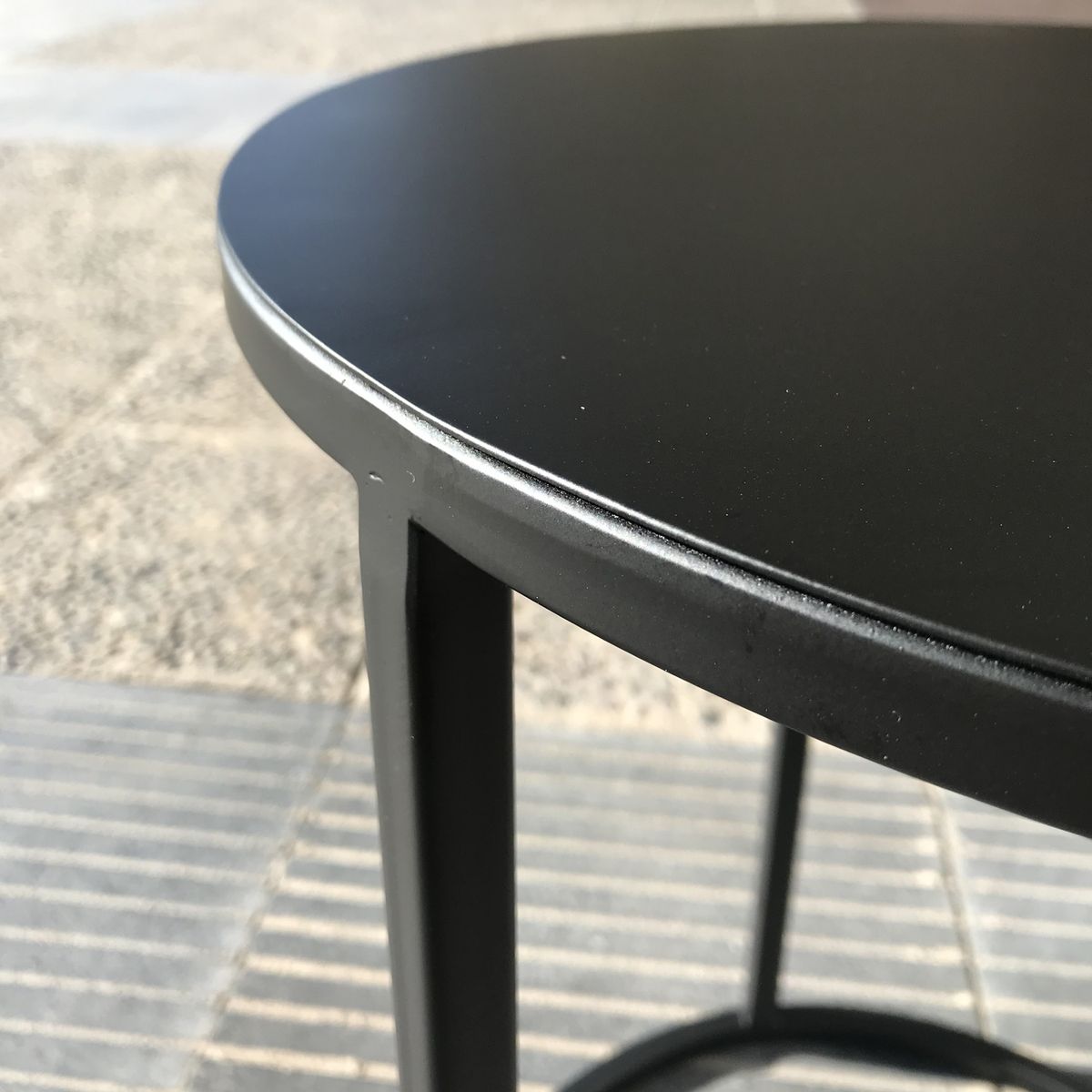 LIVING MARKET - Mesa Lateral Nes Negro Hand Made