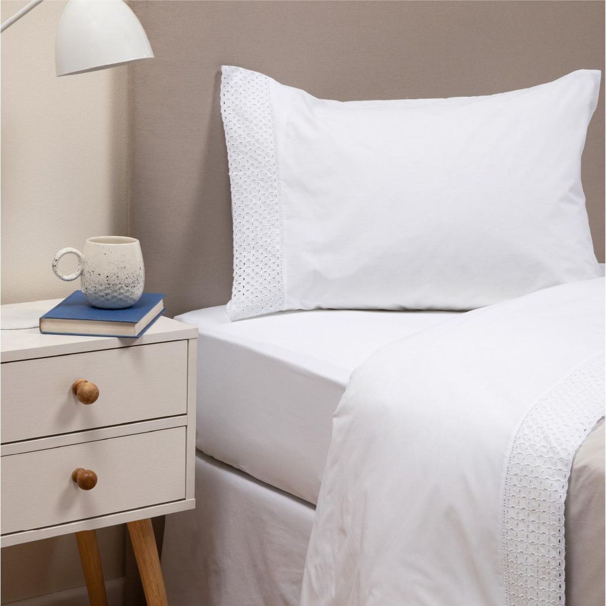 CASATUA - Sabanas Bordadas  CasaTua + Funda Almohada - Blanco - 1,5 plazas