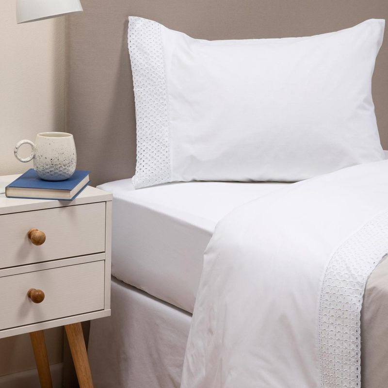 CASATUA - Sabanas Bordadas  CasaTua + Funda Almohada - Blanco - 1,5 plazas