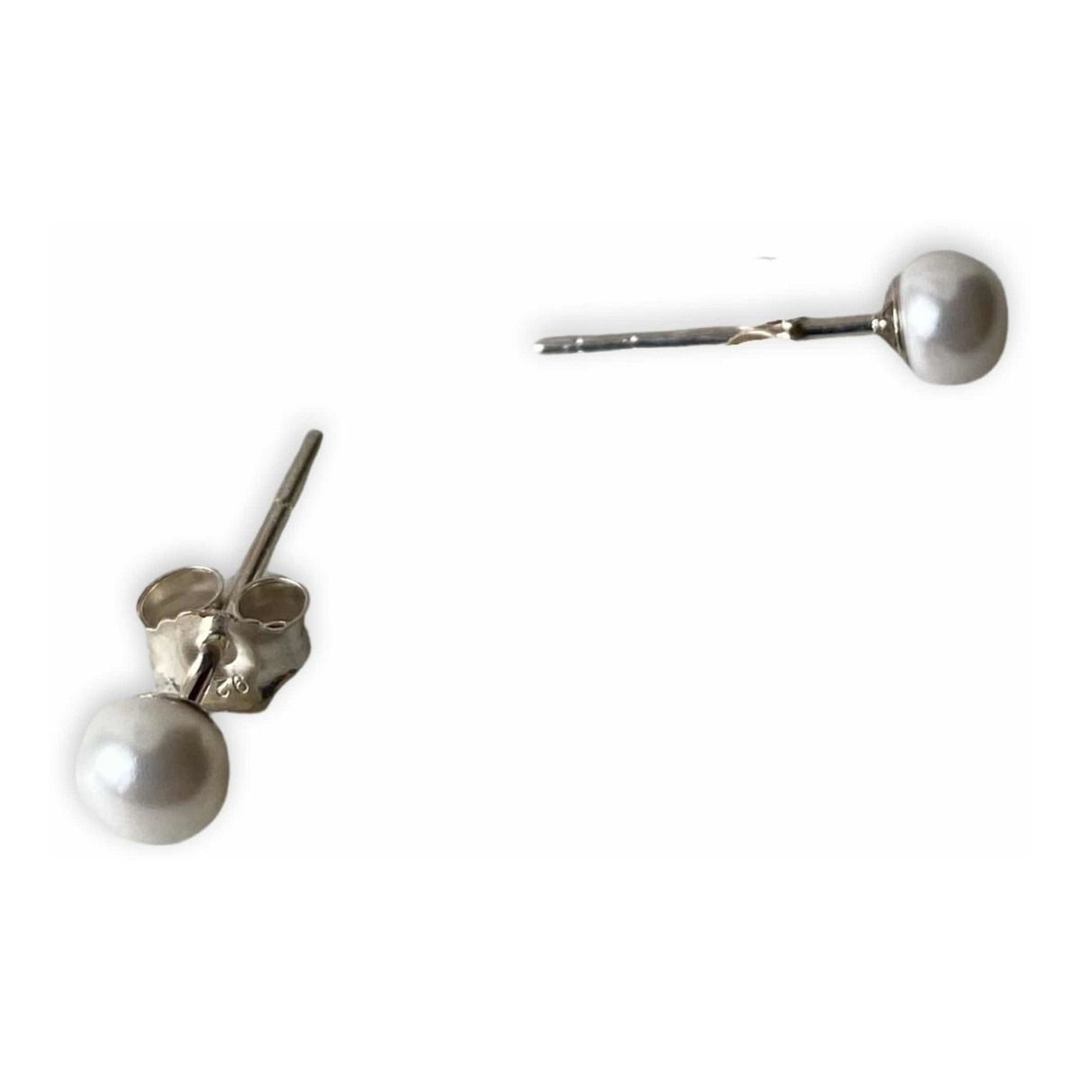 GENERICO - Aros Perla Pequeña Blanca 4 Mm Plata Ley 925 Mas Estuche