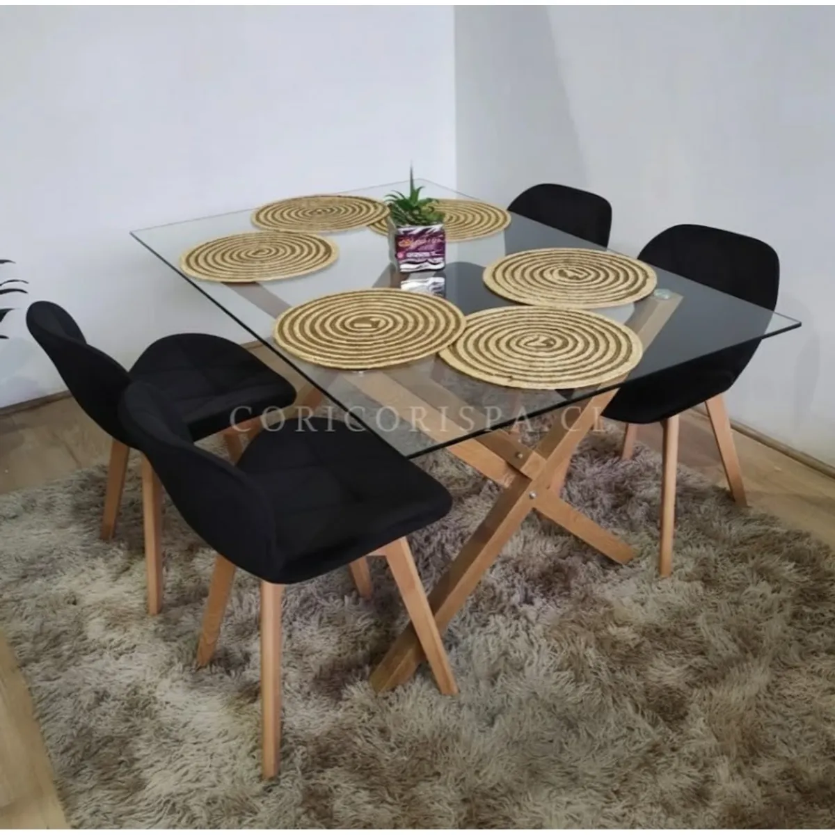 CORI CORI - Juego de Comedor Vidrio 140x90 + 4 Sillas Mariposa Velvet Negro