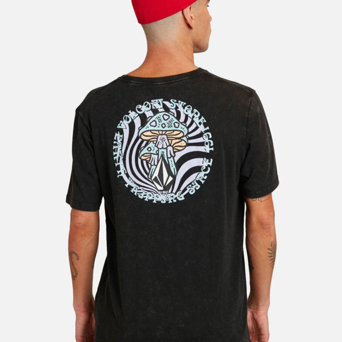 VOLCOM - Polera M/C Psychike Acid.