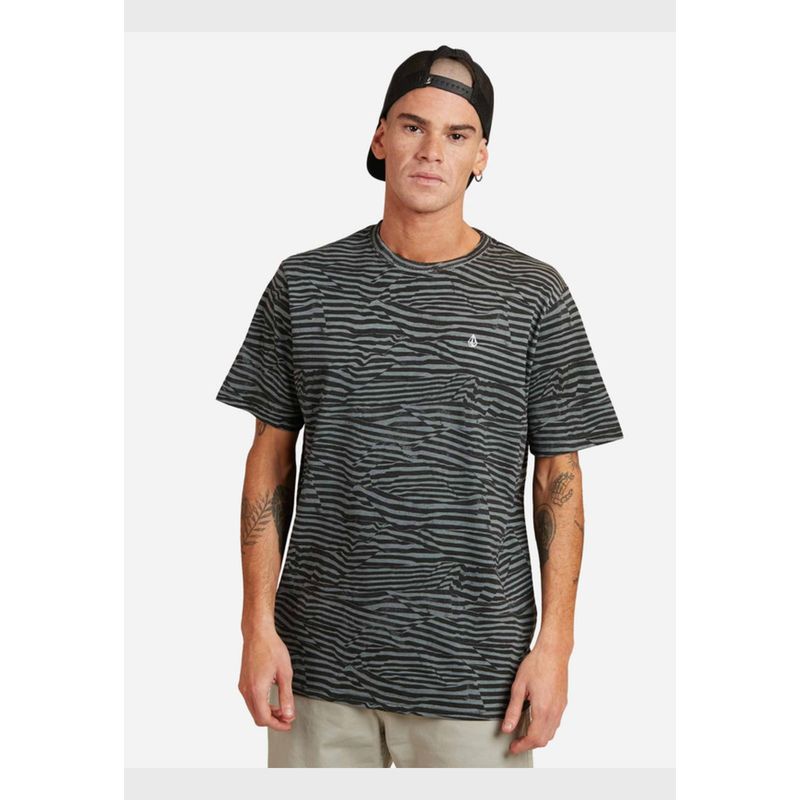 VOLCOM - Polera M/C  Mod Utopia Scallop.