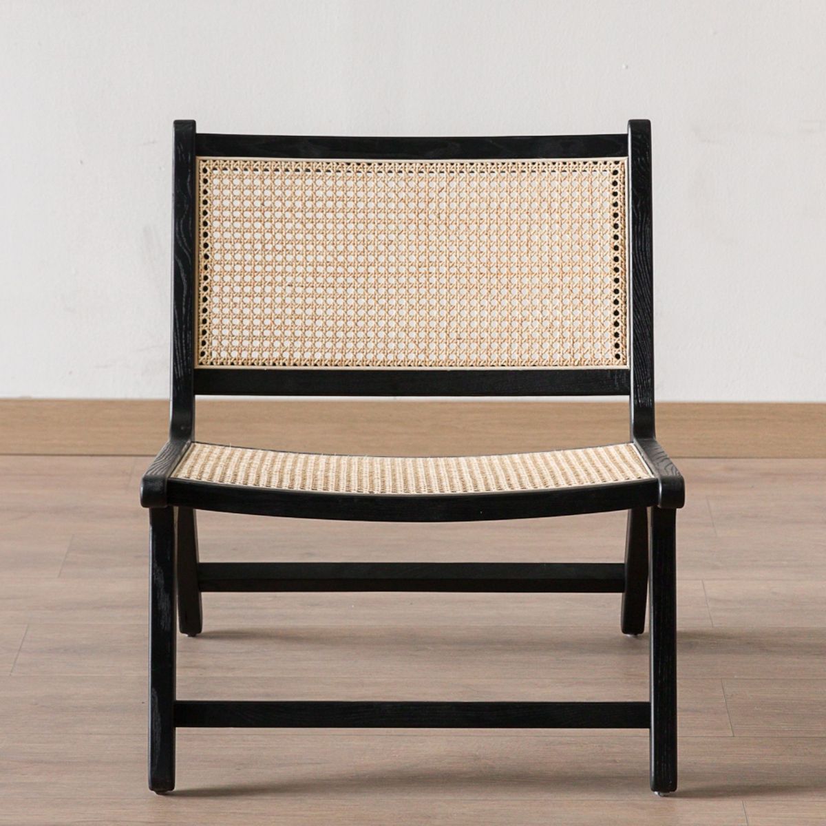 AMOBLE - Poltrona Talavera H Negra Amoblé