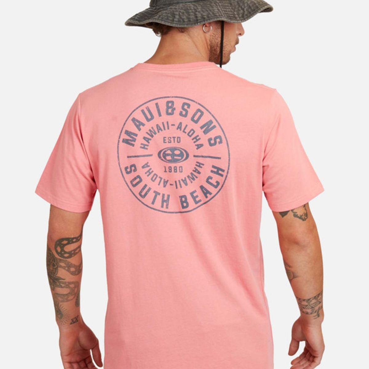 MAUI AND SONS - Polera Maui Surf Trip Ss Tee Hombre Rosado Maui And Sons