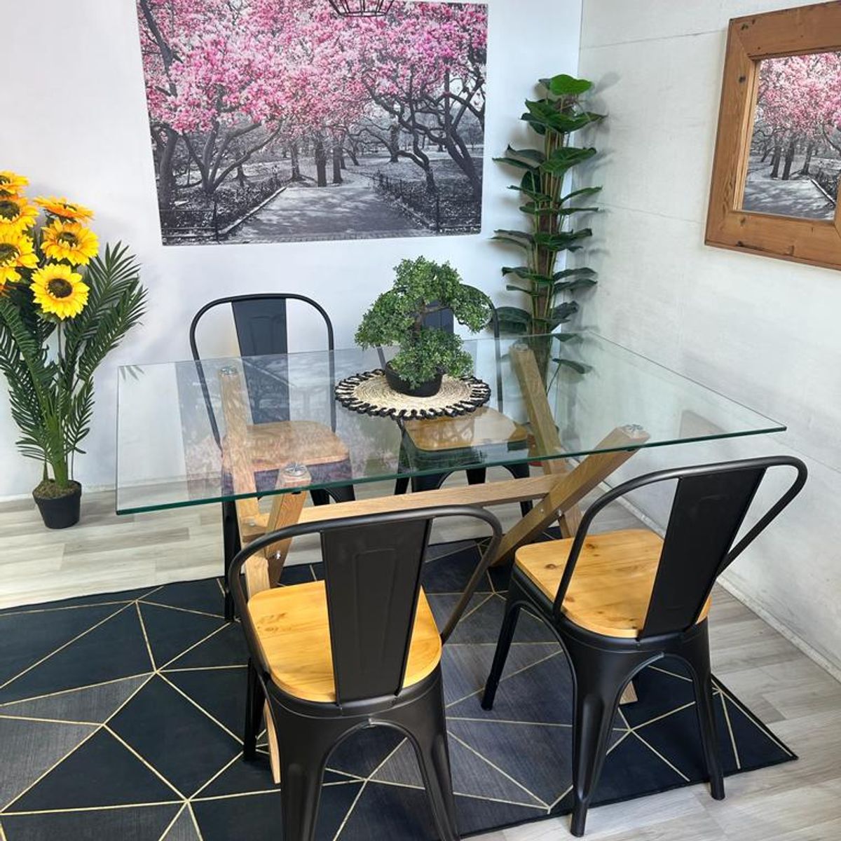 GENERICO - Comedor Luxemburgo+ (Mesa 140X90 VIDRIO + 4 Sillas Tolix Madera NEGRA)