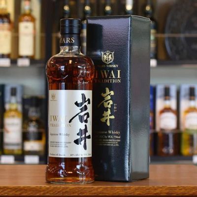 Imagen 2 del producto Whisky Japonés Iwai Tradition 750ml