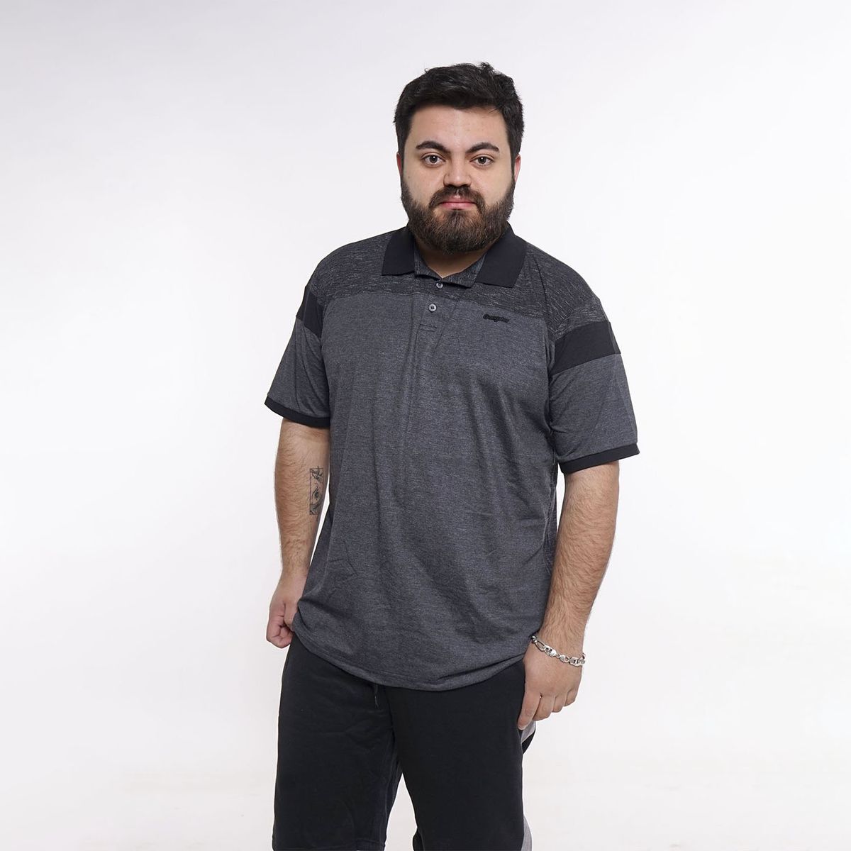 GANGSTER - Plus Polera Cuello Showbar Gris Gangster