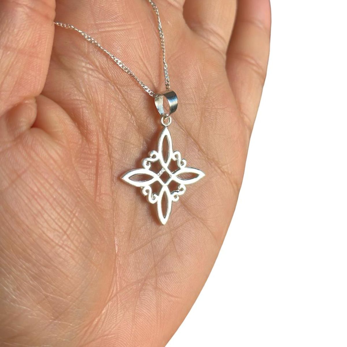 GENERICO - Collar Dije Nudo De Bruja Singapur  Plata 925 +caja