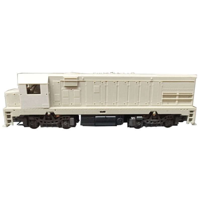 GENERICO - FRATESCHI 3501 G22U LOCOMOTIVE UNDECORATED