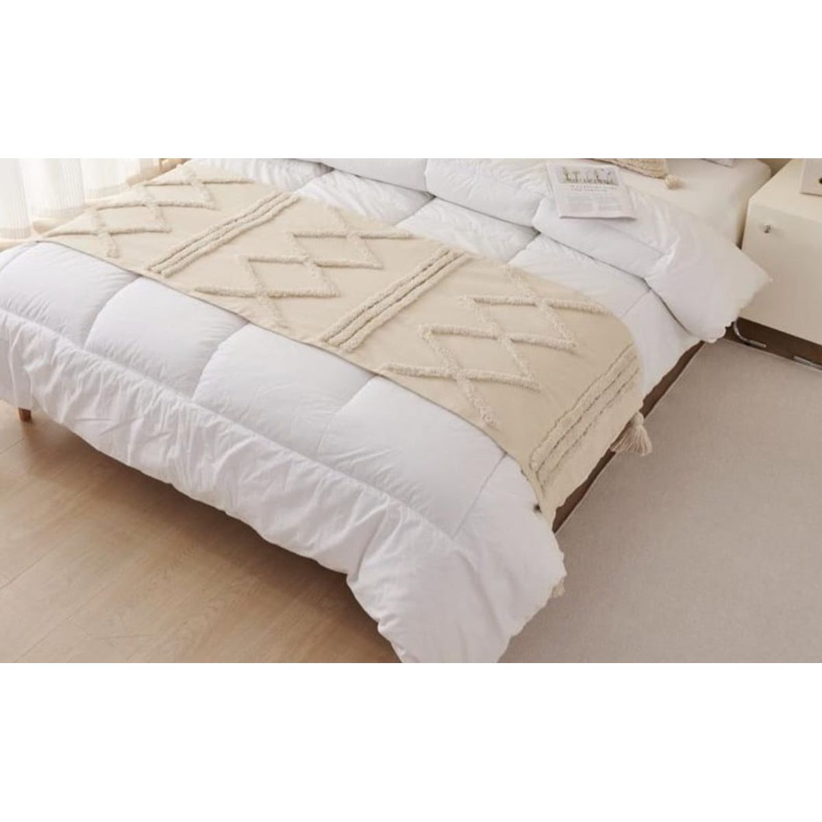 ANGELES DEL HOGAR - Piecera Bordadas con Pompones 2plazasKing