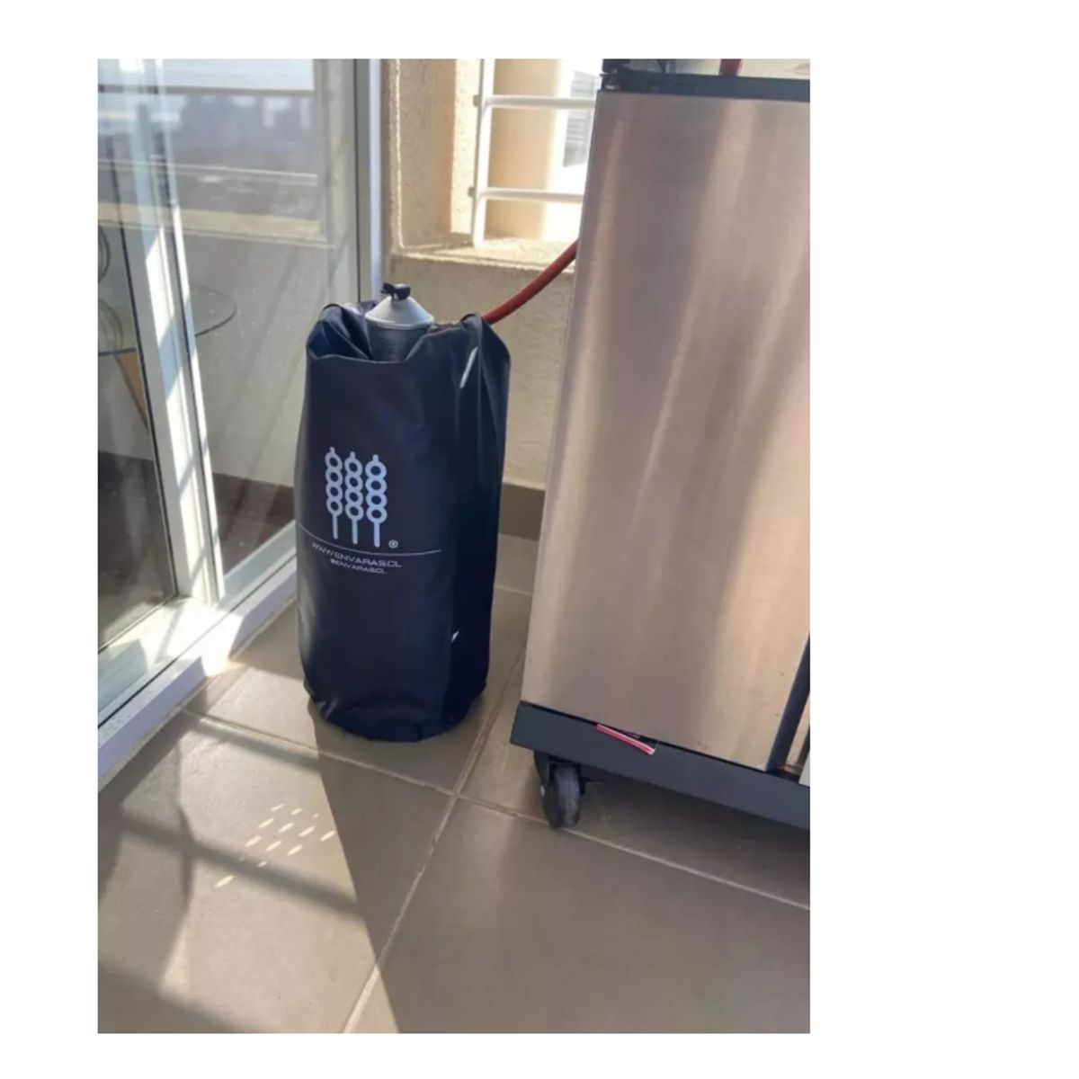 EN VARA'S MEATS & GRILL - Funda Cobertor para balón Cilindro de Gas 5 kgs