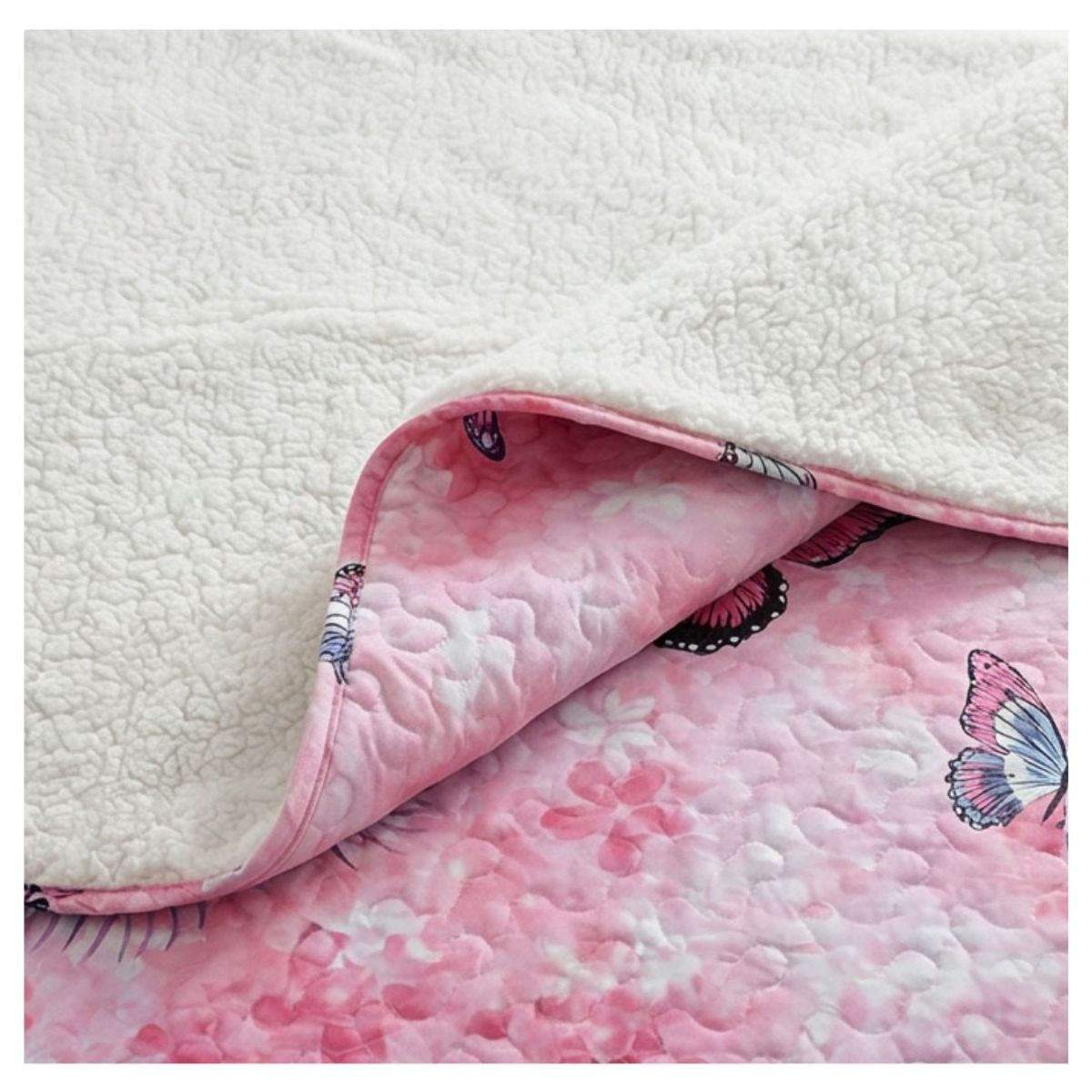 GENERICO - Cubrecama Quilt Sherpa 1.5 Plazas - Rosado Mariposa M937