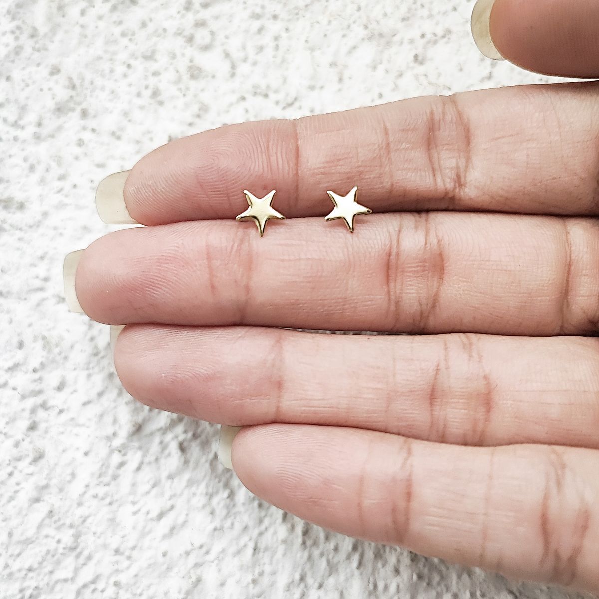 COGGIOLA - Aros Mini Estrella Fina Enchapado Oro 18K