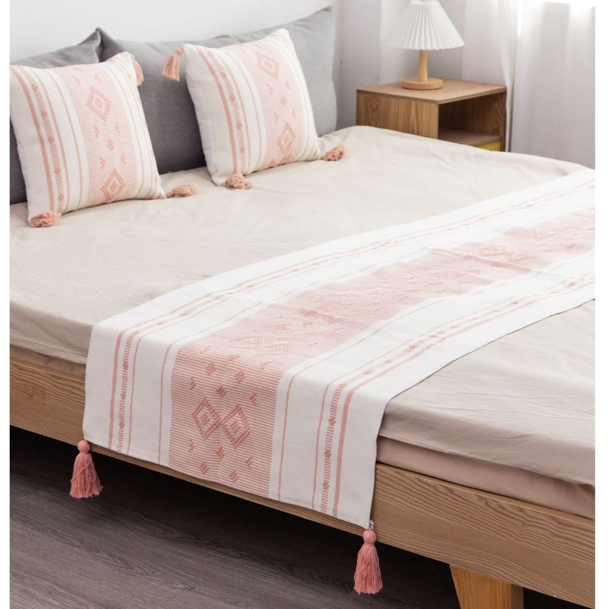 COMPRAPO - Set Piecera Étnico Tejida 210x70 y 2 Fundas 45x45 King o 2Pzas. Rosa