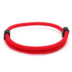 MILLAM - Pulsera Cuerda Roja Ajustable con Acero Negro