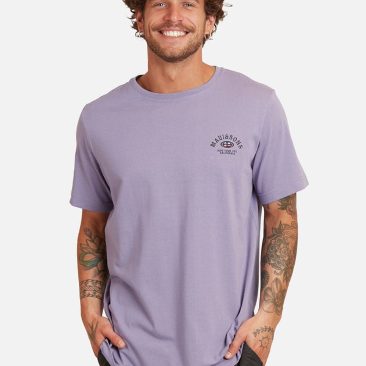 MAUI AND SONS - Polera Retro Logo Hombre Morado