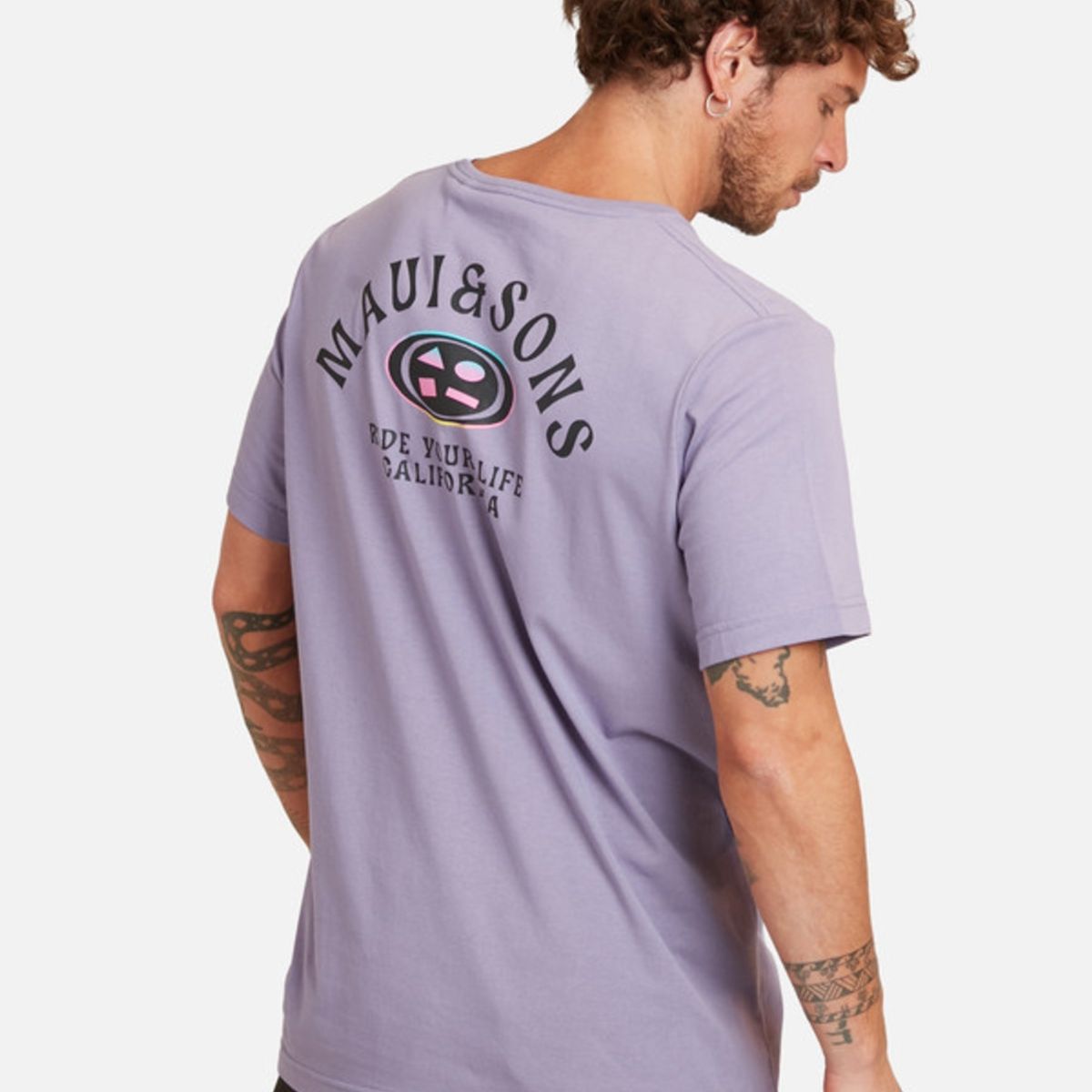 MAUI AND SONS - Polera Retro Logo Hombre Morado