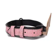 CHINITOWN - Collar con Diseño Rosado