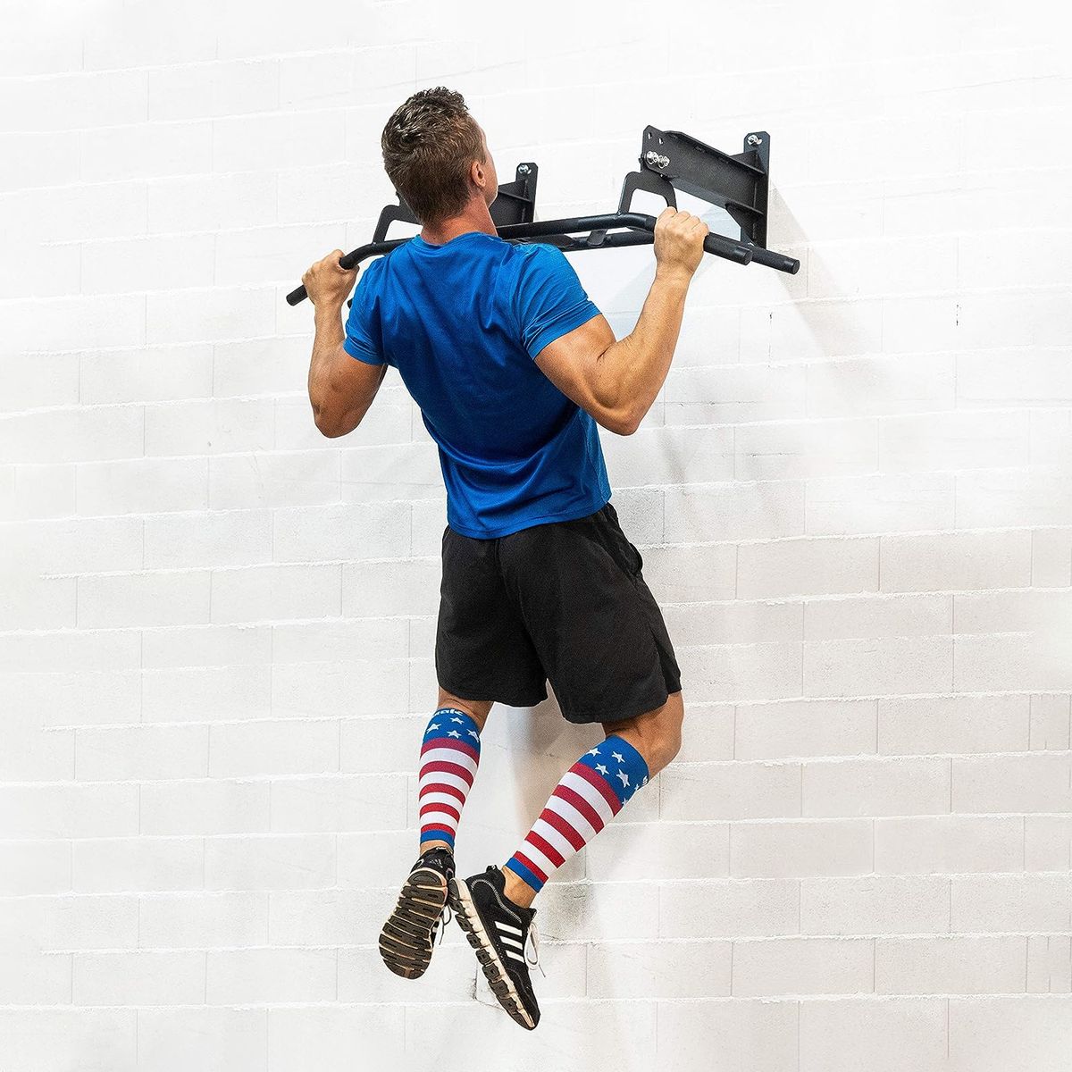 VALOR - Barra muralla y techo multi posición techo Valor DGG13